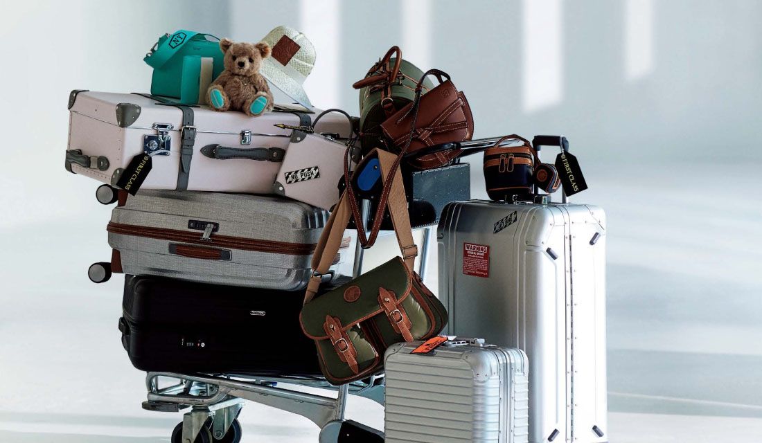 ティファニーやロエベで見つけた、夏旅バッグ＆スーツケース15選