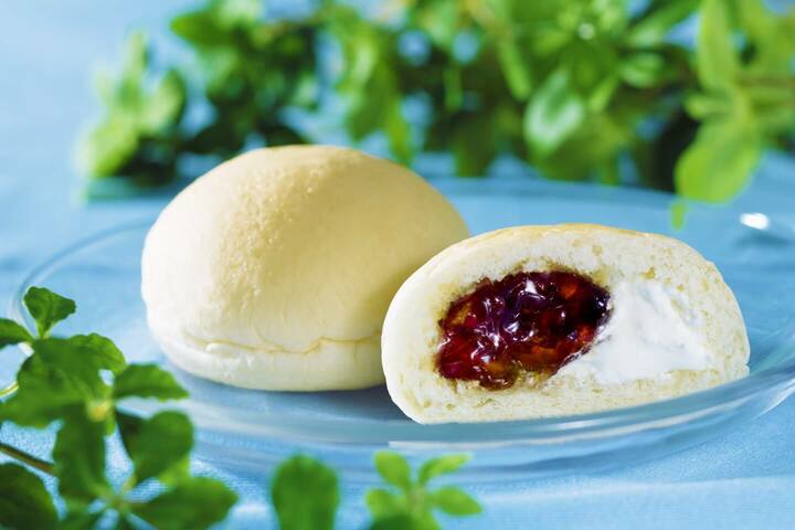 冷やして食べるスイーツパン「まるほっぺ」。