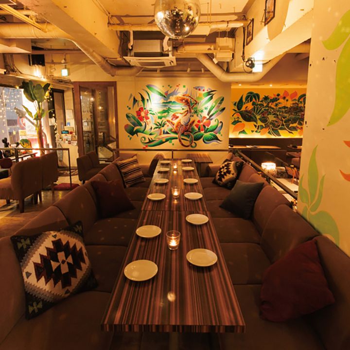 hole hole cafe&diner 銀座店(中央区銀座)