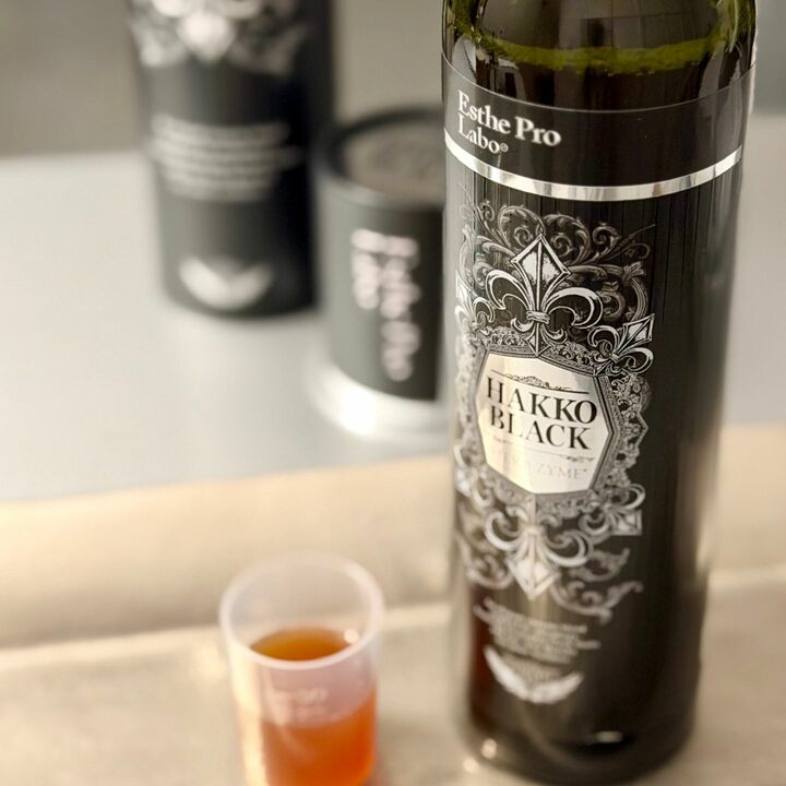 エステプロ・ラボ ハッコウ ブラック ハーブザイム 500ml ￥15,120
