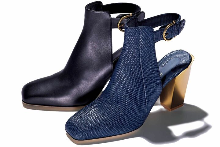 左から／ブーツ￥106,000【ヒール：8.5cm】［カーフ］・ブーツ￥240,000【ヒール：8.5cm】［リザード］（フェラガモ・ジャパン〈サルヴァトーレ フェラガモ〉　[Precious2018年11月号148ページ]