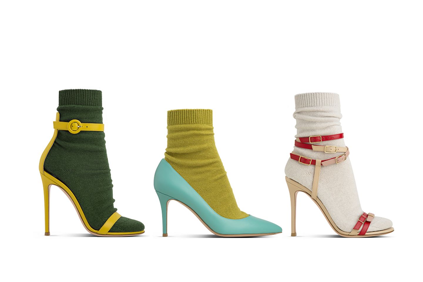 左から サンダル「Portfino」¥95,000・パンプス「Gianvito」¥79,000・サンダル「Cassandra」¥140,000(税抜)※写真はイメージになります