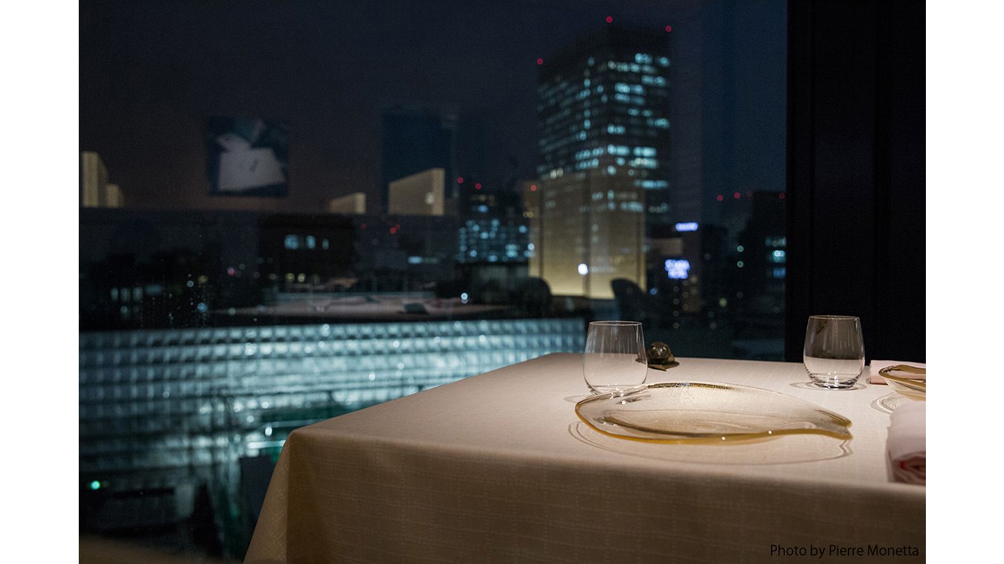 「ベージュ アラン・デュカス 東京」の2018年クリスマス特別コース