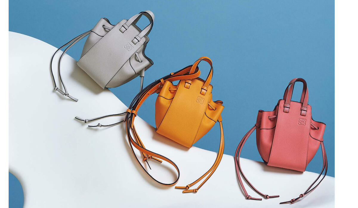 LOEWE ロエベ ハンモック ドローストリング img_a6407fbeada84762e6ccfe97b1