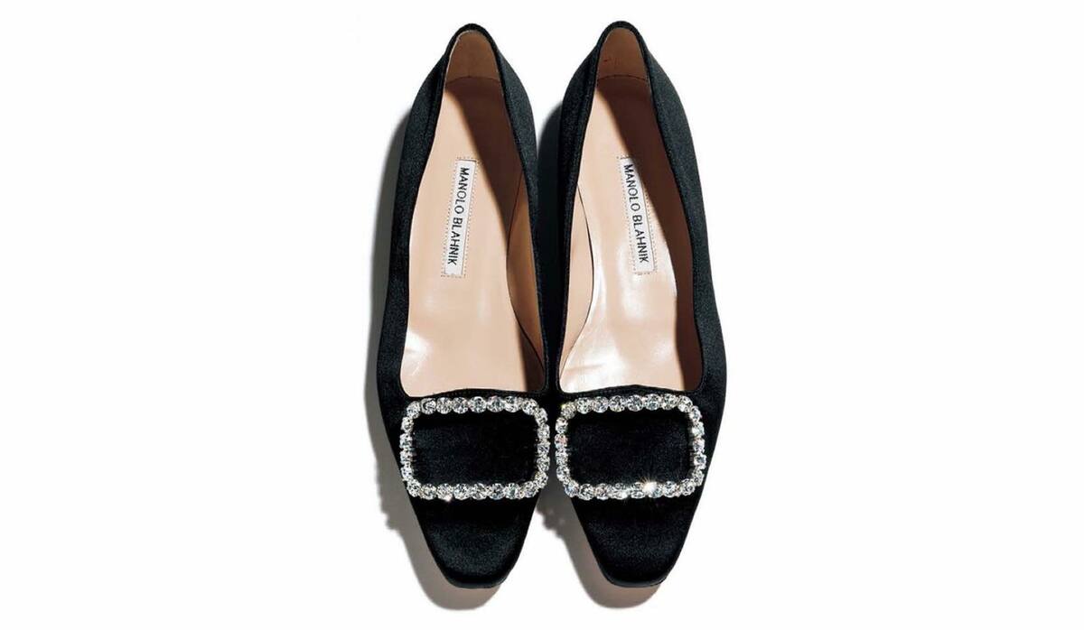 マノロ ブラニクの上品シューズに問い合わせが殺到した理由【Precious3