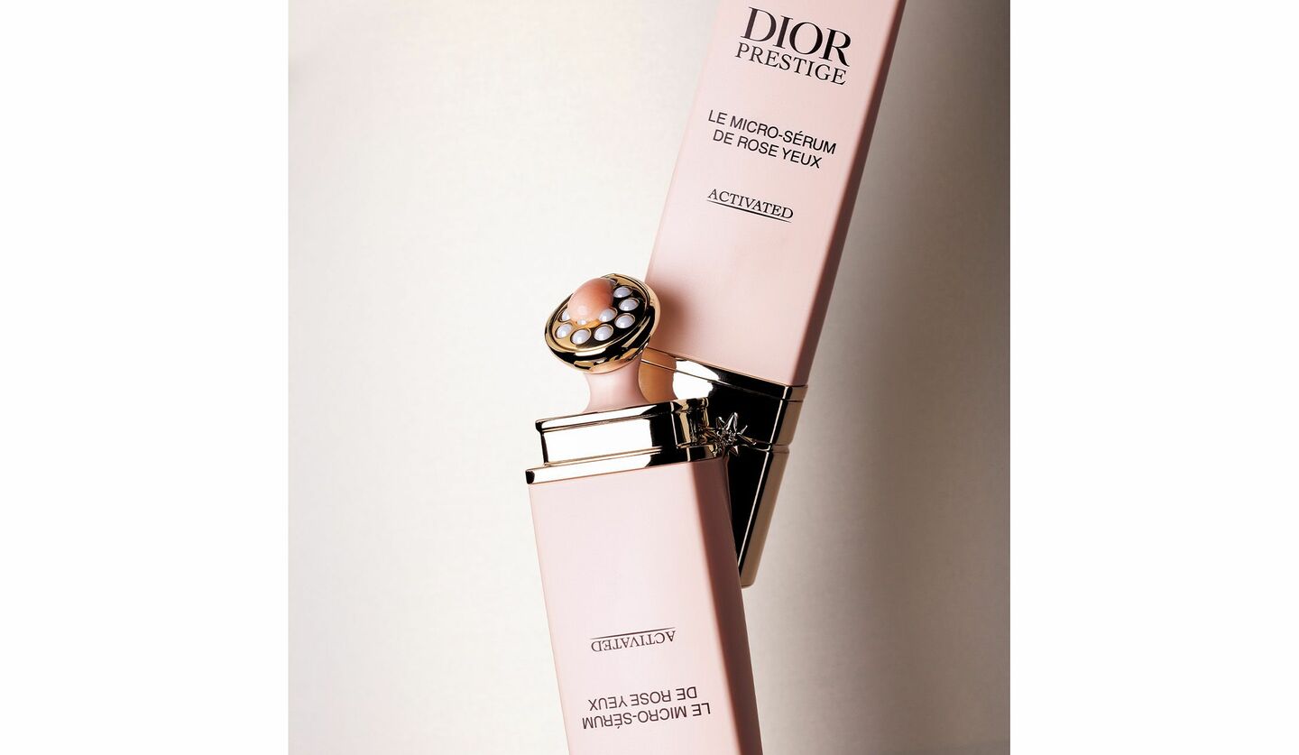 「パルファン・クリスチャン・ディオール」の美容液『プレステージ マイクロ セラム ユー』