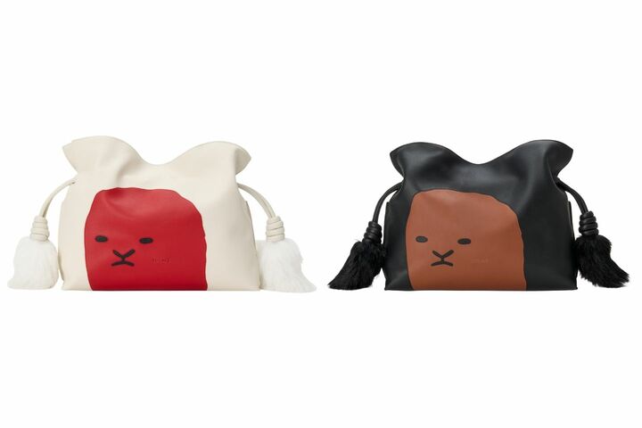 バッグバッグ「ライオン インターシャ  フラメンコクラッチ」各￥522,500【サイズ：縦24.5×横30×マチ10.5cm、素材：カーフ、色：（左）ホワイト/レッド、（右）ブラック/ピーカン】