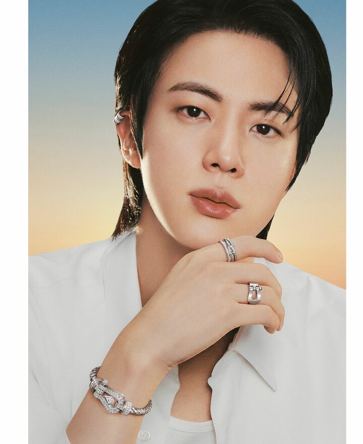 BTSのJIN
