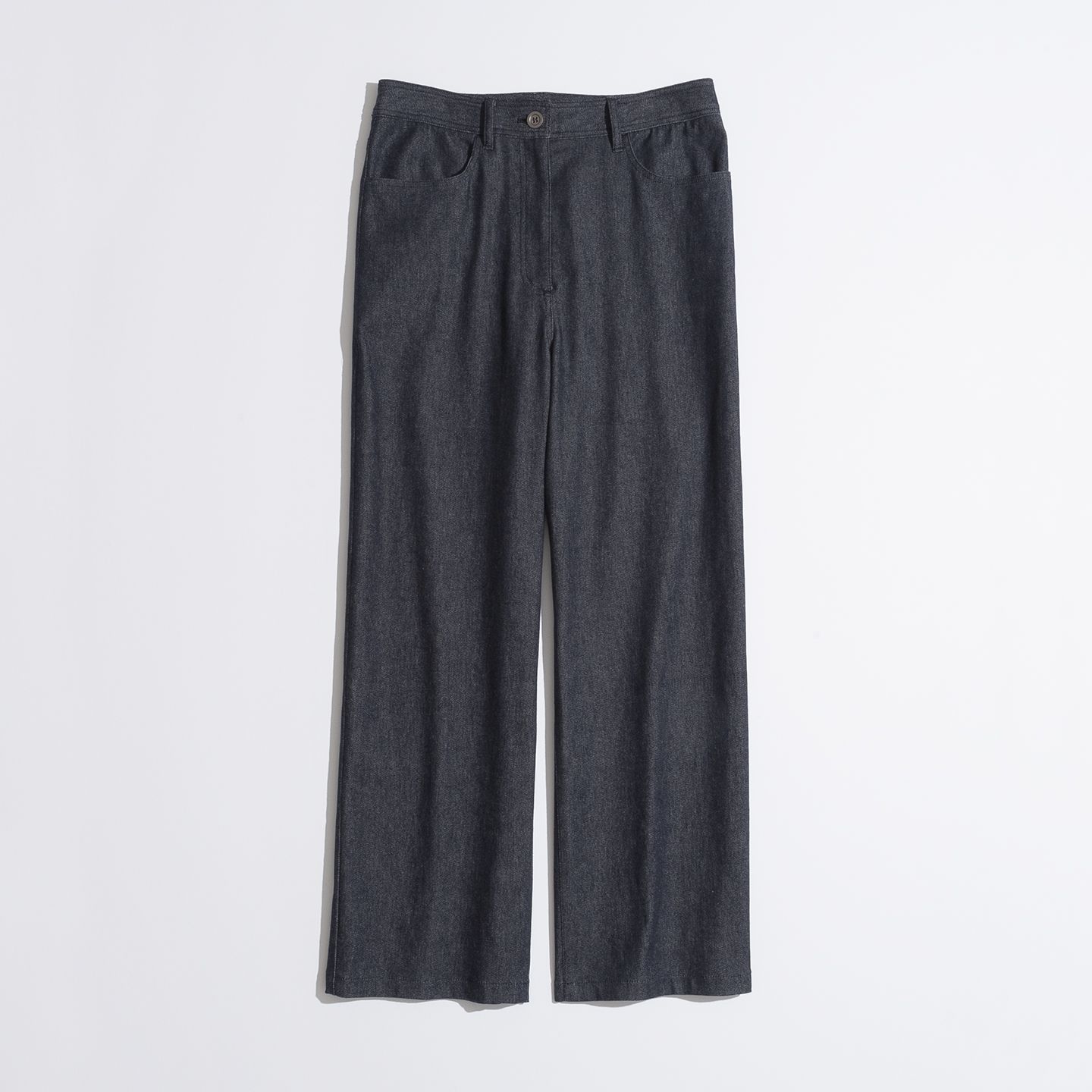 デニム¥29,000(Theory luxe)