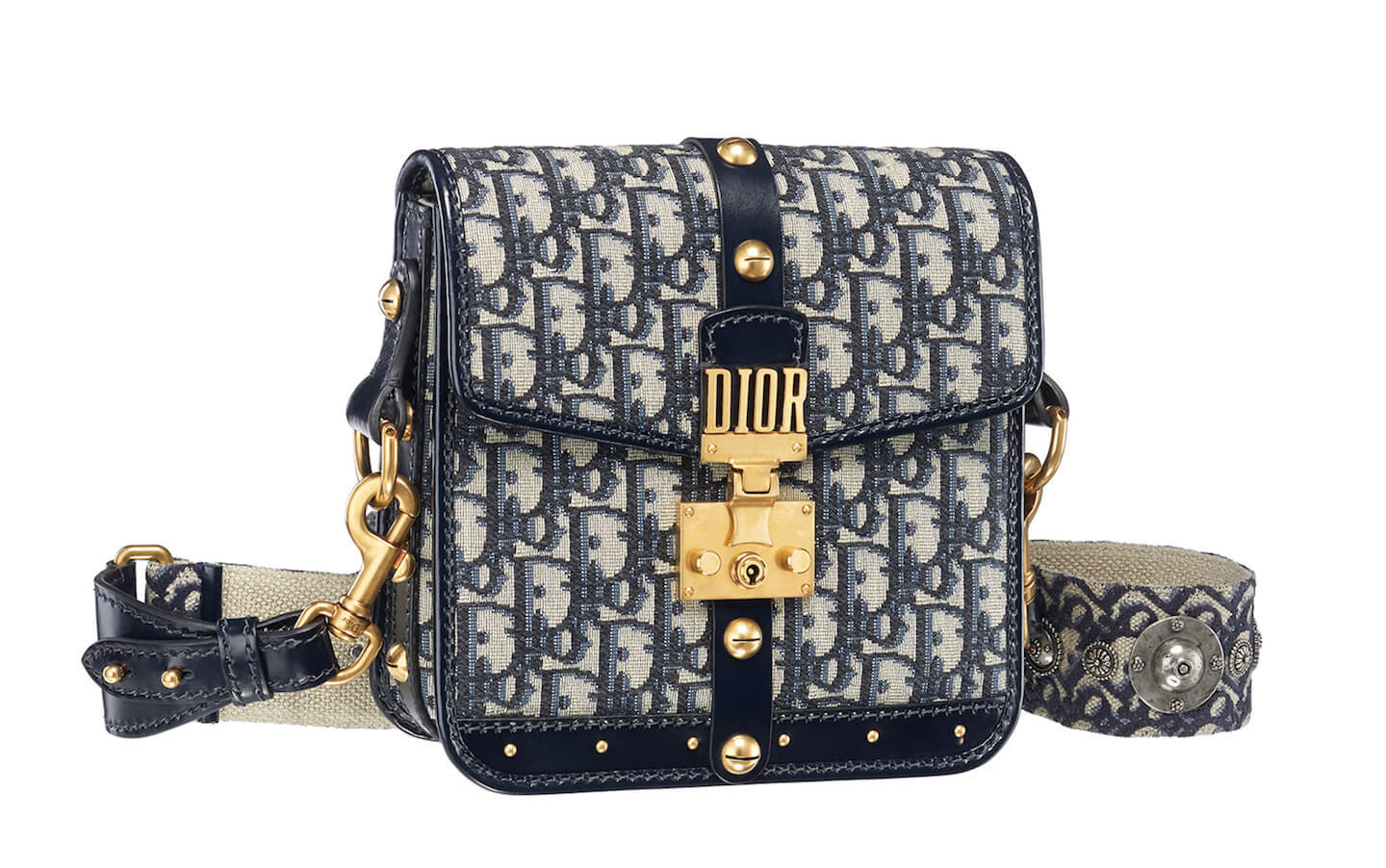 バッグ「SQUARED"DIORADDICT"(スクエアード “ディオールアディクト”)」(H19.5×W19.5×D7㎝) ¥410,000
