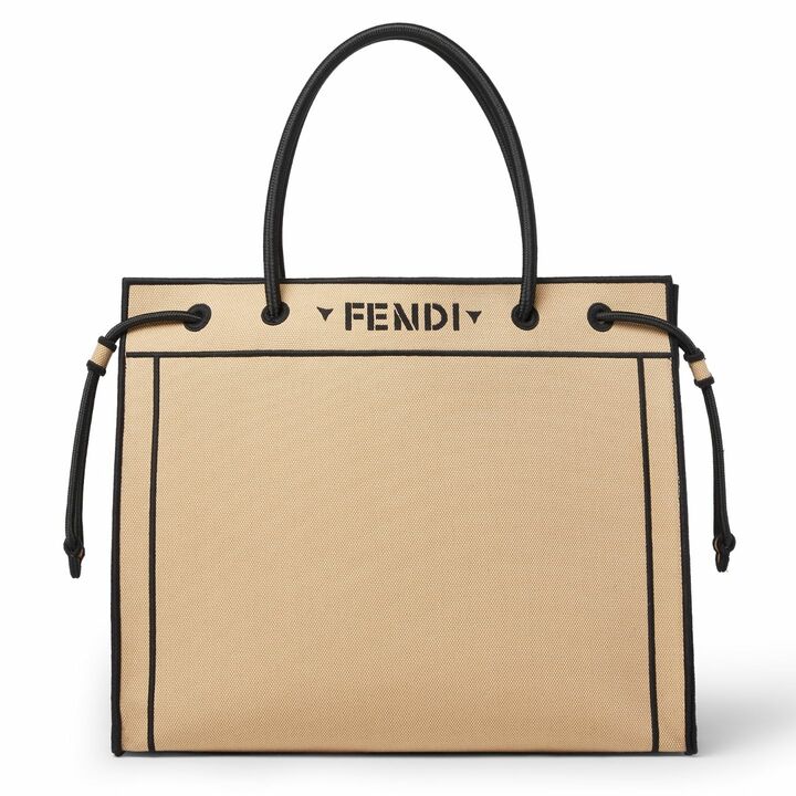 バッグ「フェンディ マジック」￥436,700【サイズ：縦34×横41×幅13cm、素材：●●●●、色：ベージュ】