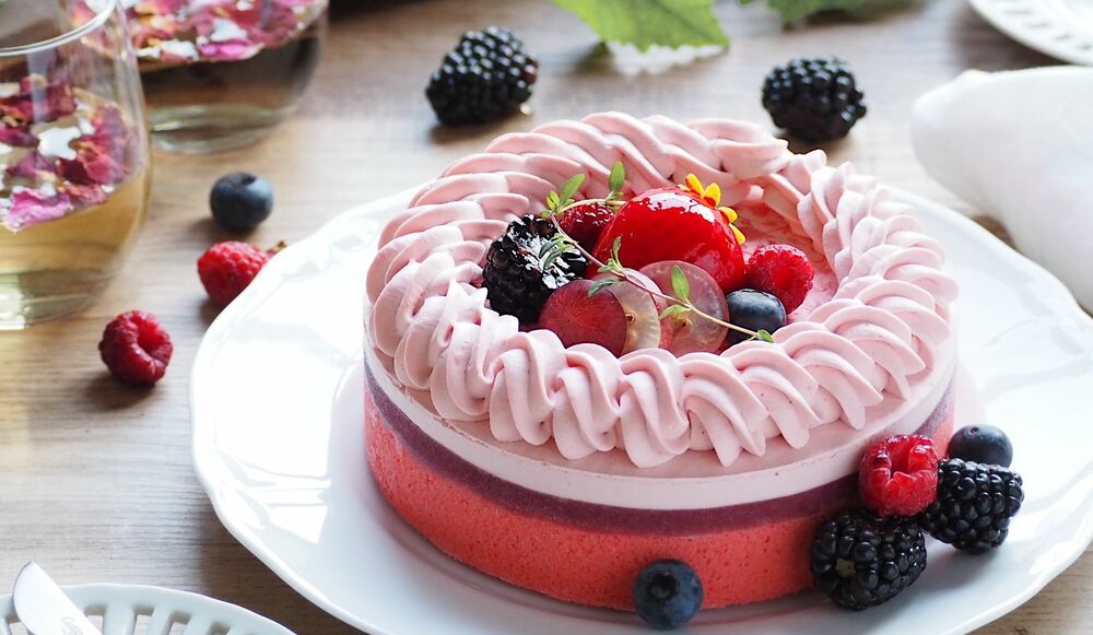 世界1位獲得パティシエ達のケーキがブランド食器とセットで届く!スイーツ定期便の魅力に迫る Precious.jp(プレシャス) 世界1位獲得パティシエ達のケーキがブランド食器とセットで届く!スイーツ定期便の魅力に迫る Precious.jp(プレシャス)