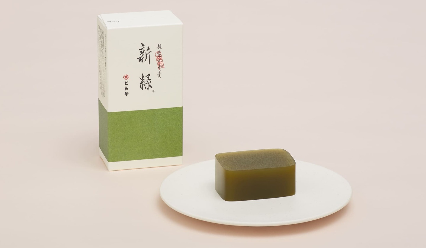 とらや　抹茶入羊羹「新緑」