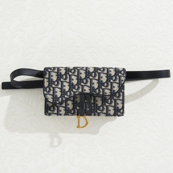 ウエストポーチタイプの財布「SADDLE(サドル)」【縦10×横17×マチ3.5cm】¥100,000(税抜)