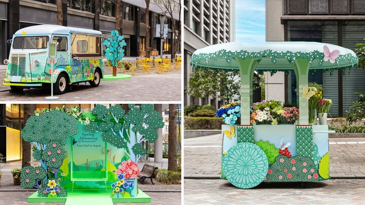 “よみきかせ”が開催されるスペースも、花々に包まれて。