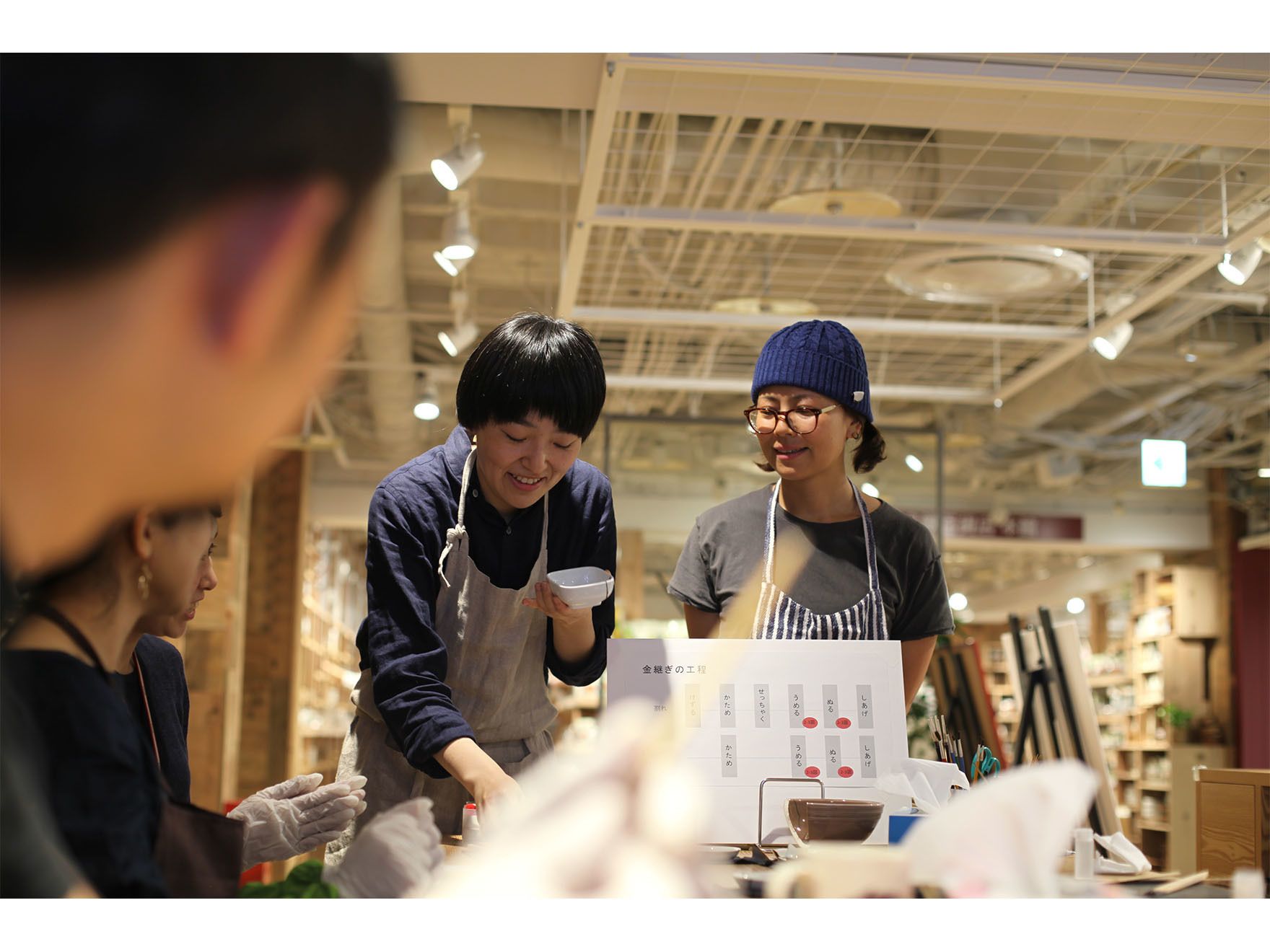 「うるしさん」として活動されている村田優香里さん(左)と坂本恵実さん(右)