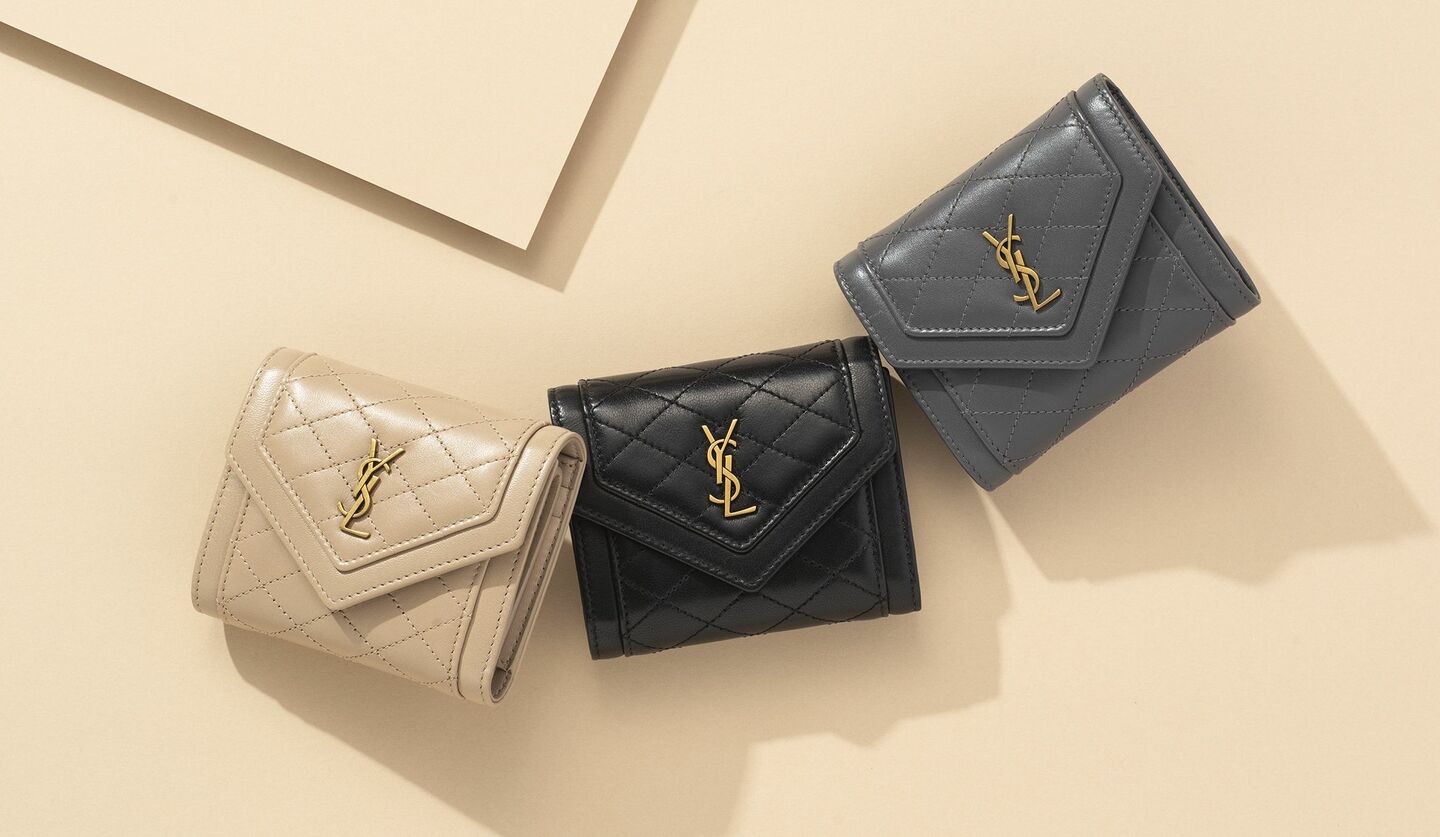 イヴサンローラン YSL SAINT LAURENT マルチフォールドウォレット-