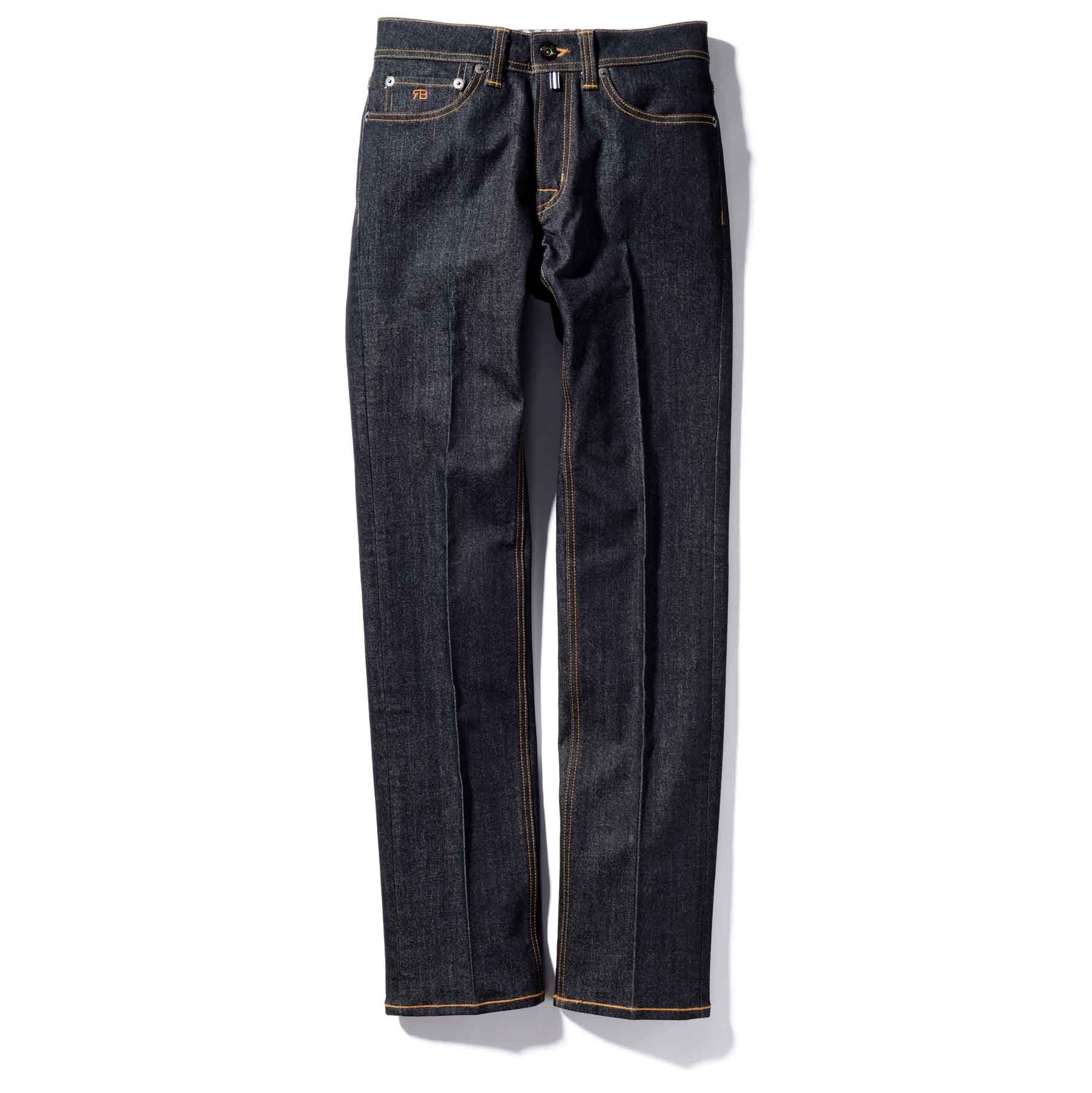 写真はオーダーサンプル。パンツ¥37,000(R&BLUESプレスルーム)※オーダー価格。