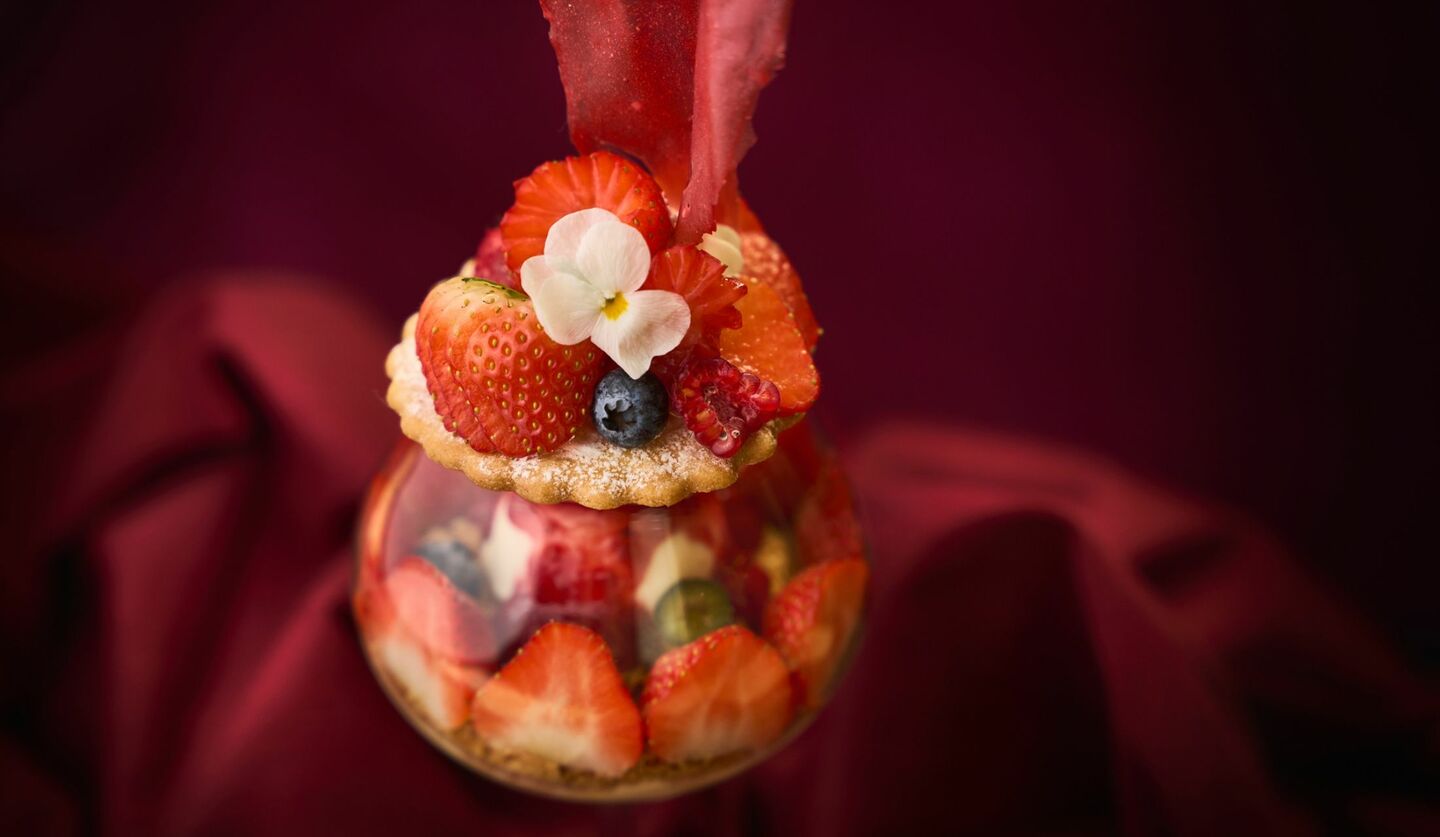 ウェスティン都ホテル京都の「パフェ　フリュイルージュ」