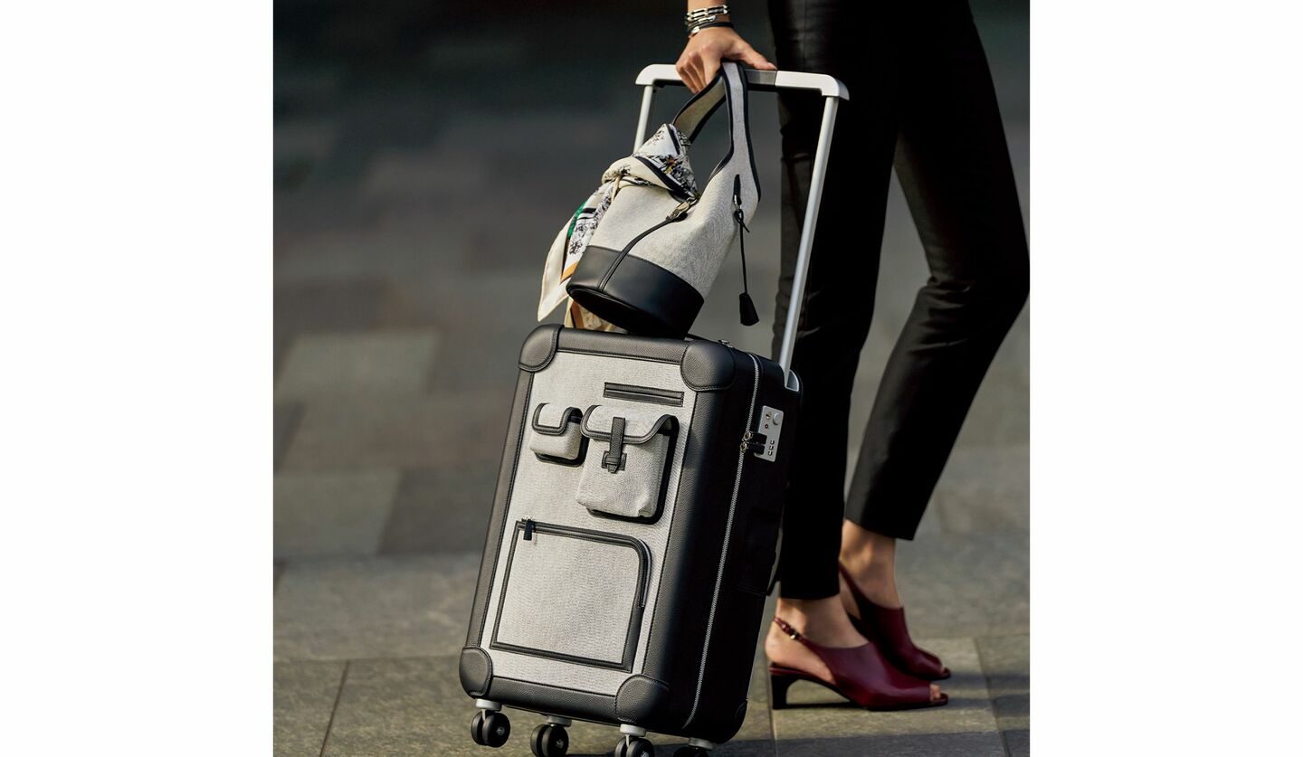 NEW BOSS的  「海外出張ワードローブ」