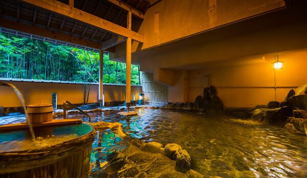 【プロも惚れ込む中部・北陸の名湯 vol.２】とろとろ極上ぬる湯が美肌へと導く！心も体も浄化する癒しの宿「湯元 榊原舘」