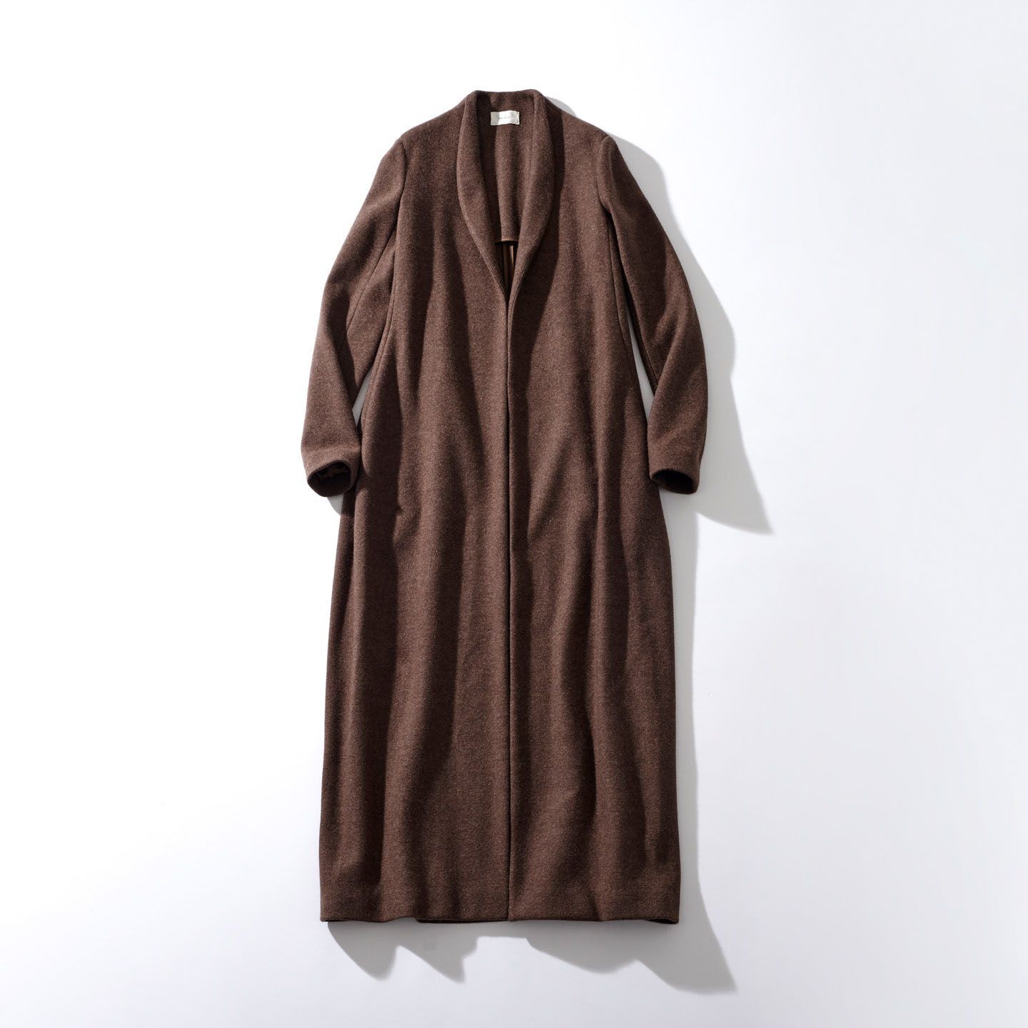 ロング丈のコート「SYDNER COAT(シドナーコート)」¥399,000(税抜)