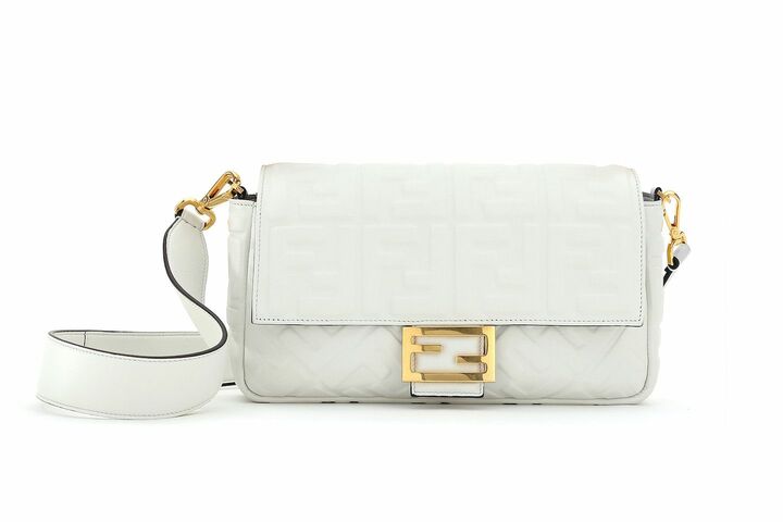 バッグ「BAGUETTE (バゲット)」【縦14×横26×マチ4cm】¥283,000(税抜)