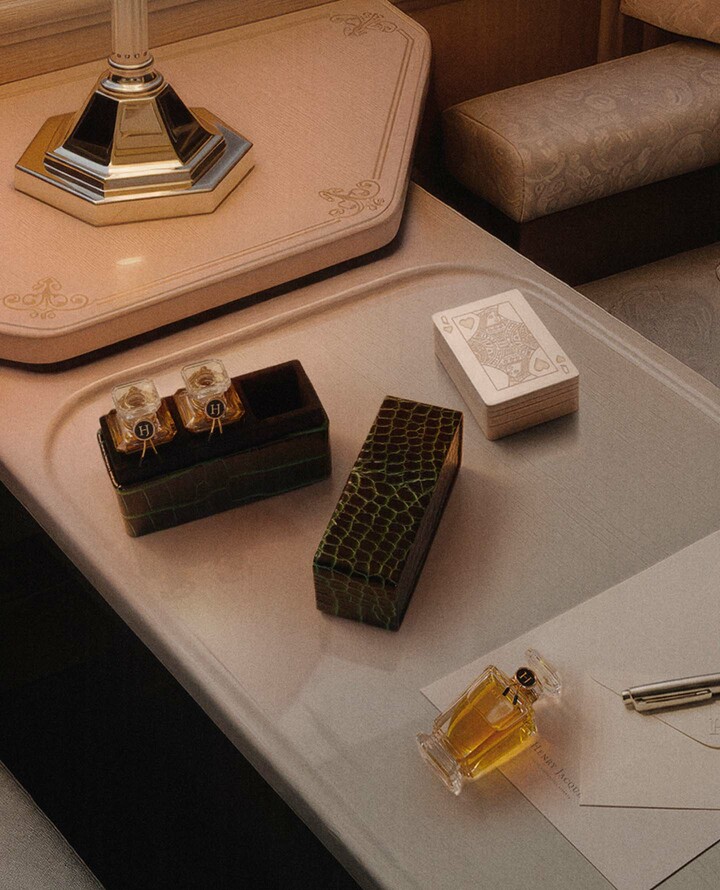 フレグランスメゾン「アンリ・ジャック」の「HJ ヴォヤージュ」コレクションの新作