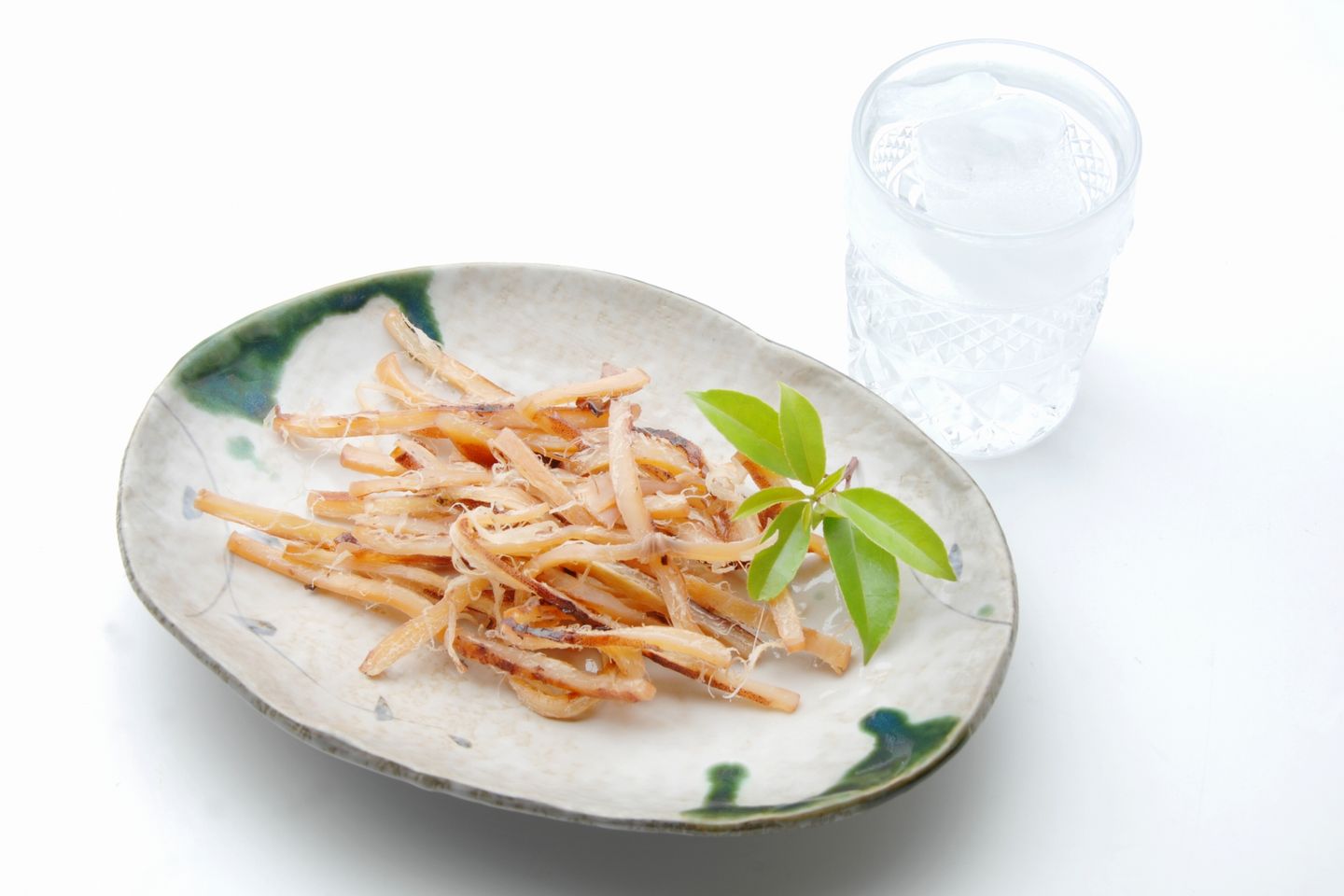 低カロリーでも塩辛いおつまみに要注意