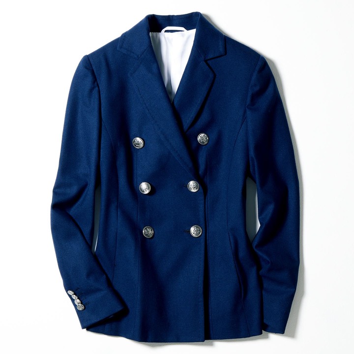 ジャケット￥420,000［表＝カシミヤ、裏地＝シルク］（キートン）