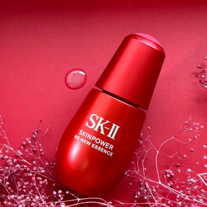 SK-II スキンパワー リニュー エッセンス 30ml ¥18,150(編集部調べ・一部店舗で先行発売中/9月20日全国発売)