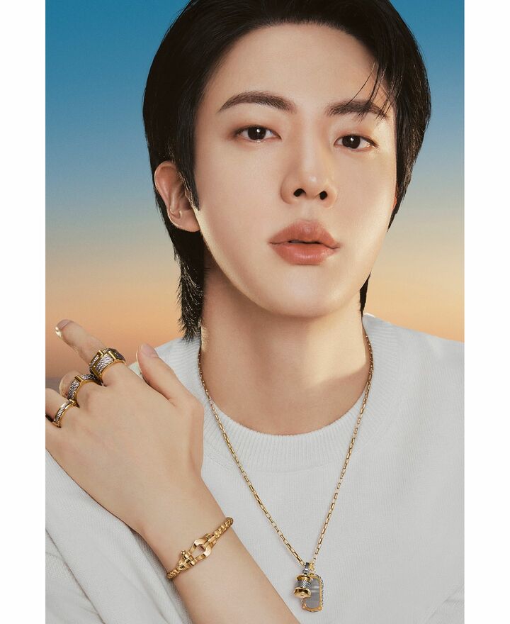 BTSのJIN