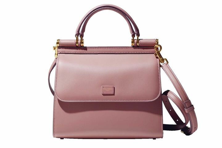 「シシリー 58」スモール￥269,000／予定価格、ストラップ付き【縦21×横25×マチ13cm】（ドルチェ＆ガッバーナ ジャパン）　［Precious2019年6月号202ページ］
