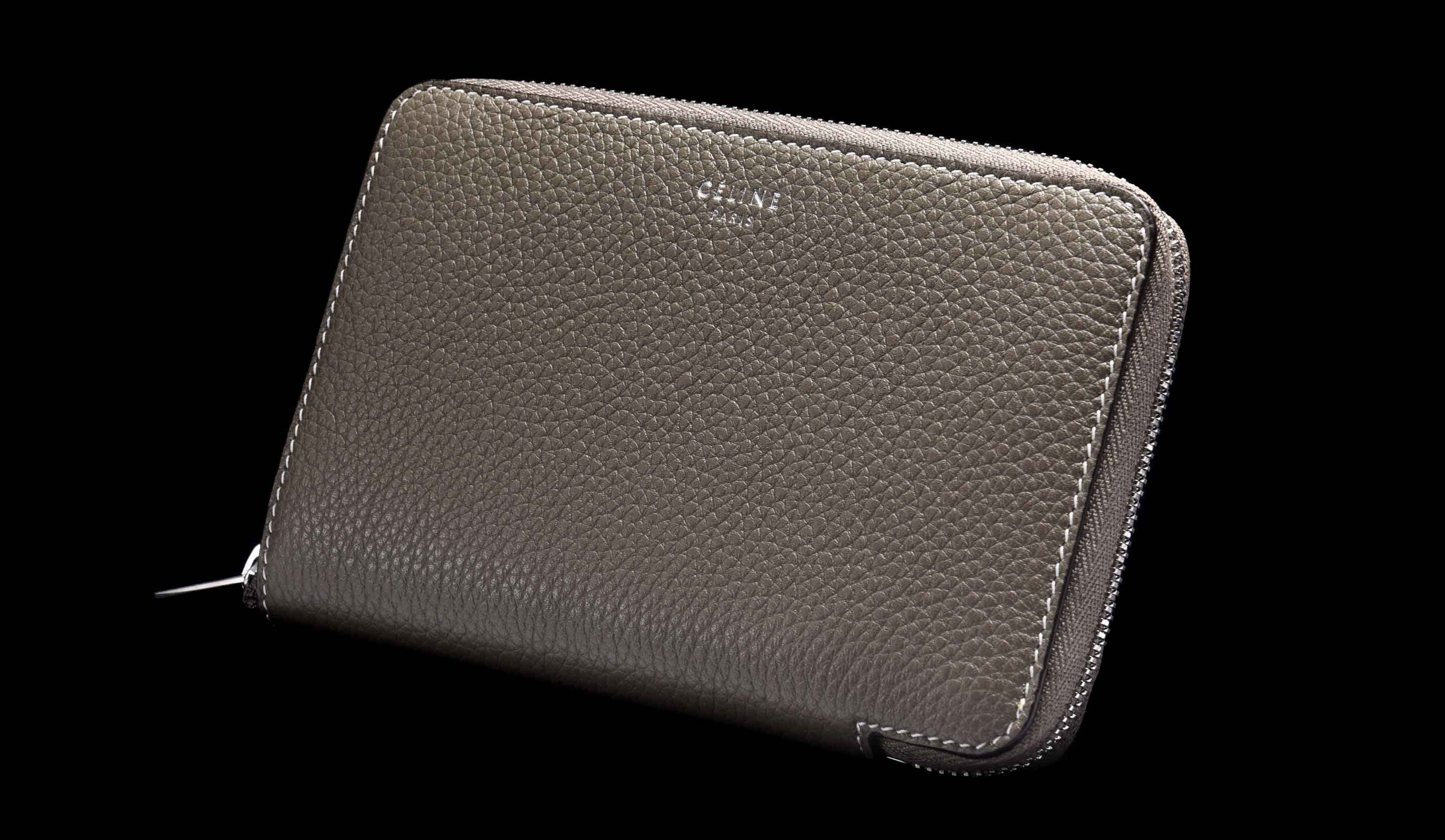 【W14×H10cm】財布¥74,000(セリーヌ ジャパン)