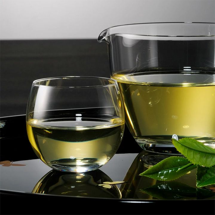 「牧之原の雫茶プレミアム ペットボトル 350ml 24本」(高柳製茶)