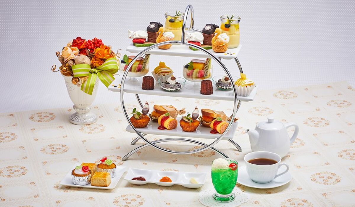 純喫茶メニューをホテルで味わう！ロイヤルパークホテルの「昭和ノスタルジックアフタヌーンティー」体験レポート