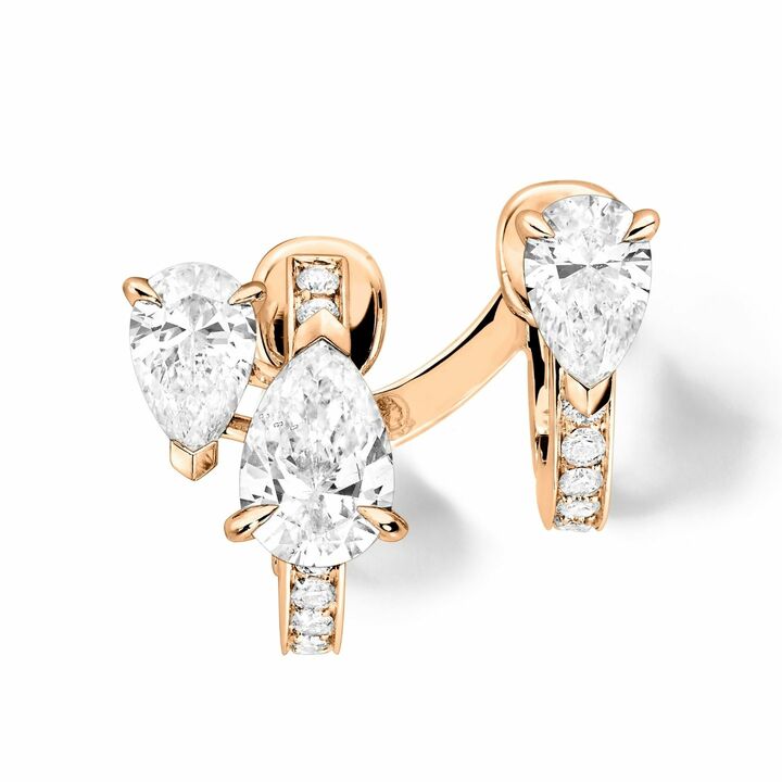 ピアス¥1,650,000「セルティ・シュール・ヴィド ピアス  ペアシェイプ ダイヤモンド3石 」【素材：ダイヤモンド×ピンクゴールド】