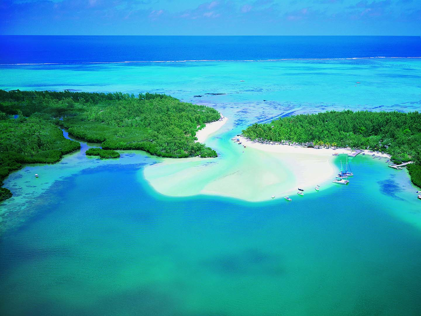 ■モーリシャス島はどこにあるの?日本からの行き方は?