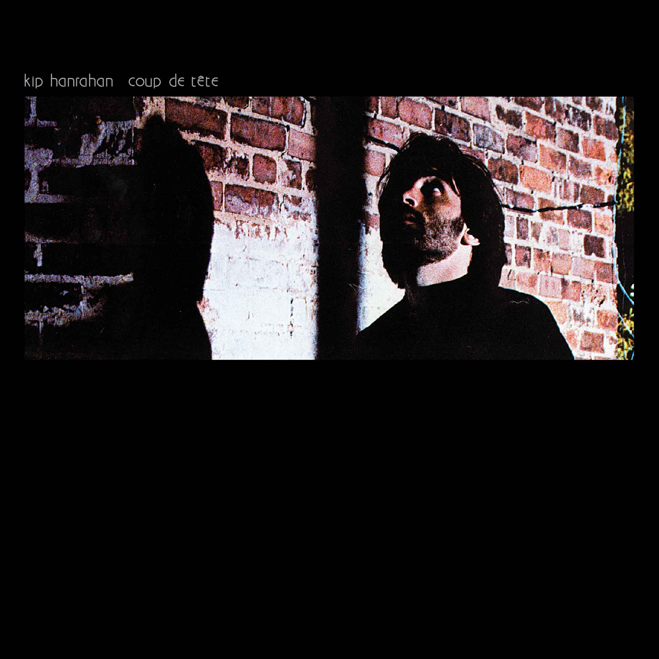 1979年から81年の間で録音され、1981年に発表されたキップ・ハンラハンのファーストアルバム『クー・ド・テット』(MUZAK)。生々しいパーカッションと、即興的なサックスの旋律との組み合わせなど、今聴いても実に新鮮なサウンド。今年再発売された。