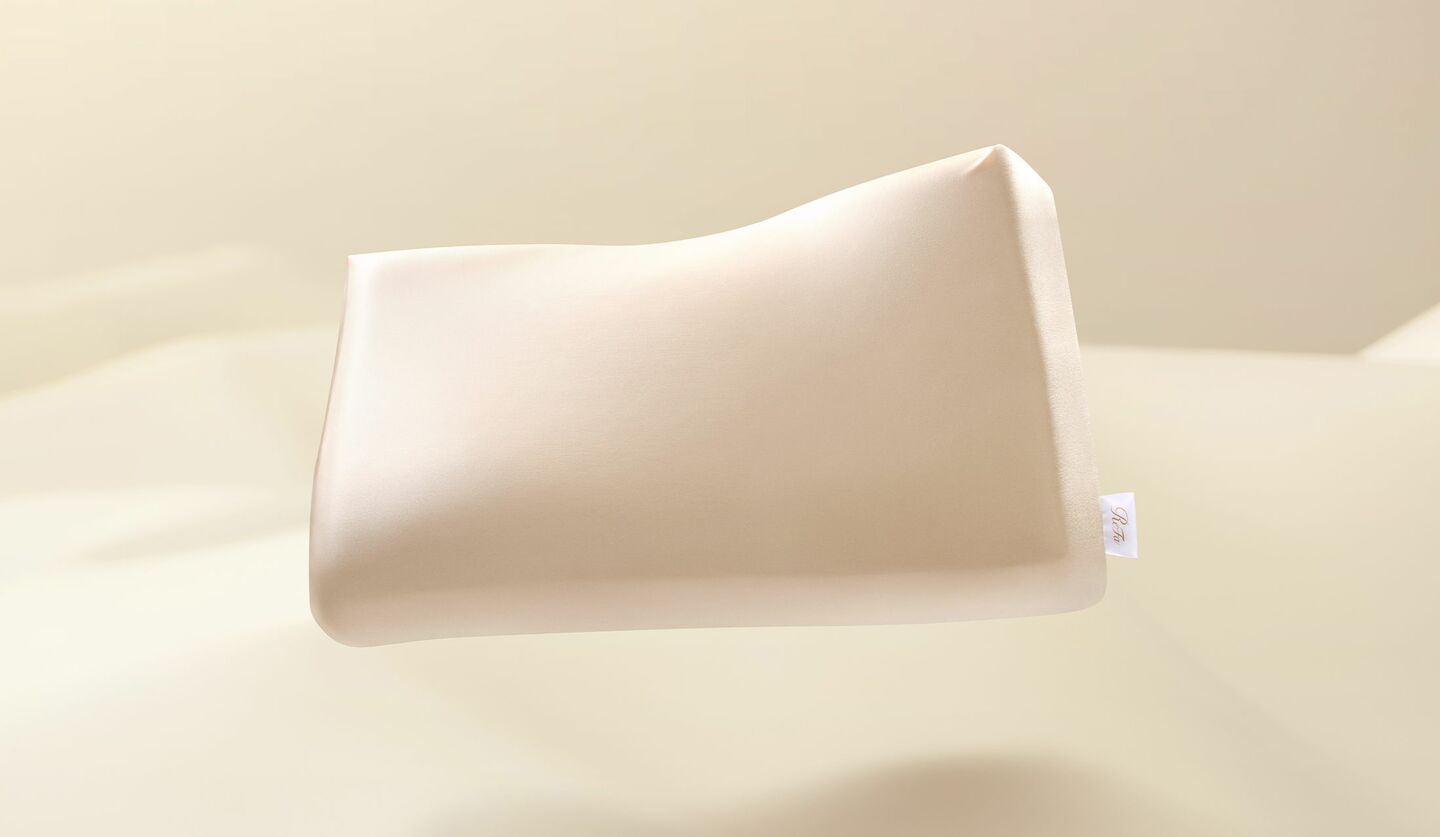 ReFa（リファ）から発売される「ReFa SILKY PULULU PILLOW」