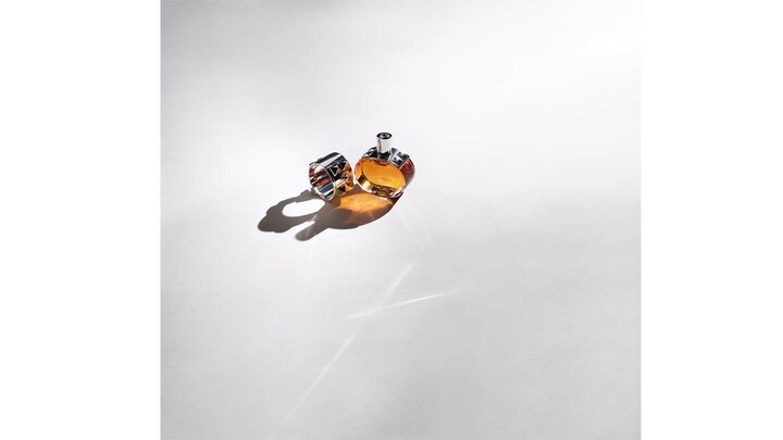 エルメスの新作フレグランス「バレニア プレン フルール」