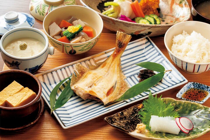 新潟県「著莪の里 ゆめや」の朝食