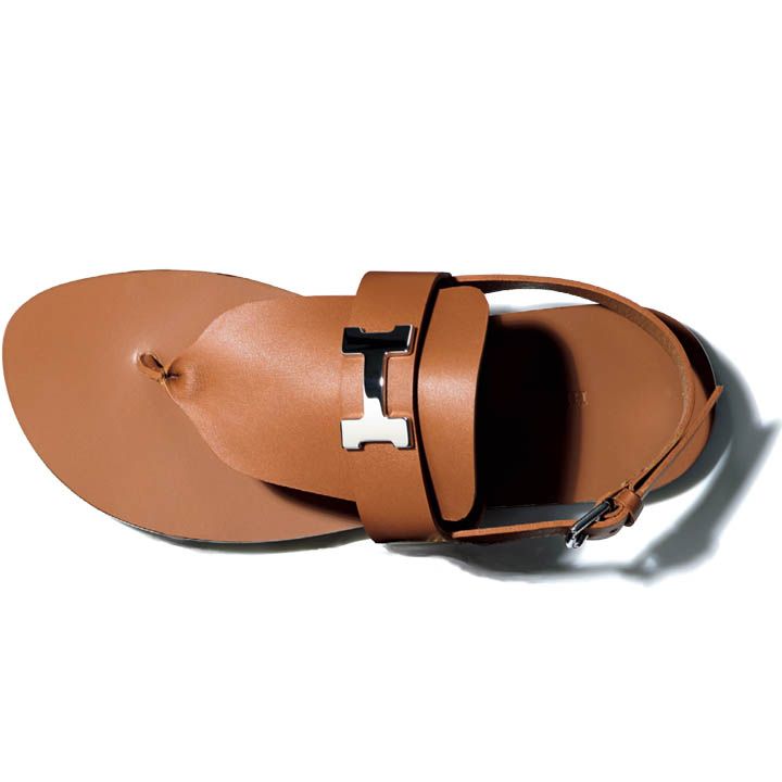 靴『リーヴ』［ヒールなし］￥127,000（エルメスジャポン）