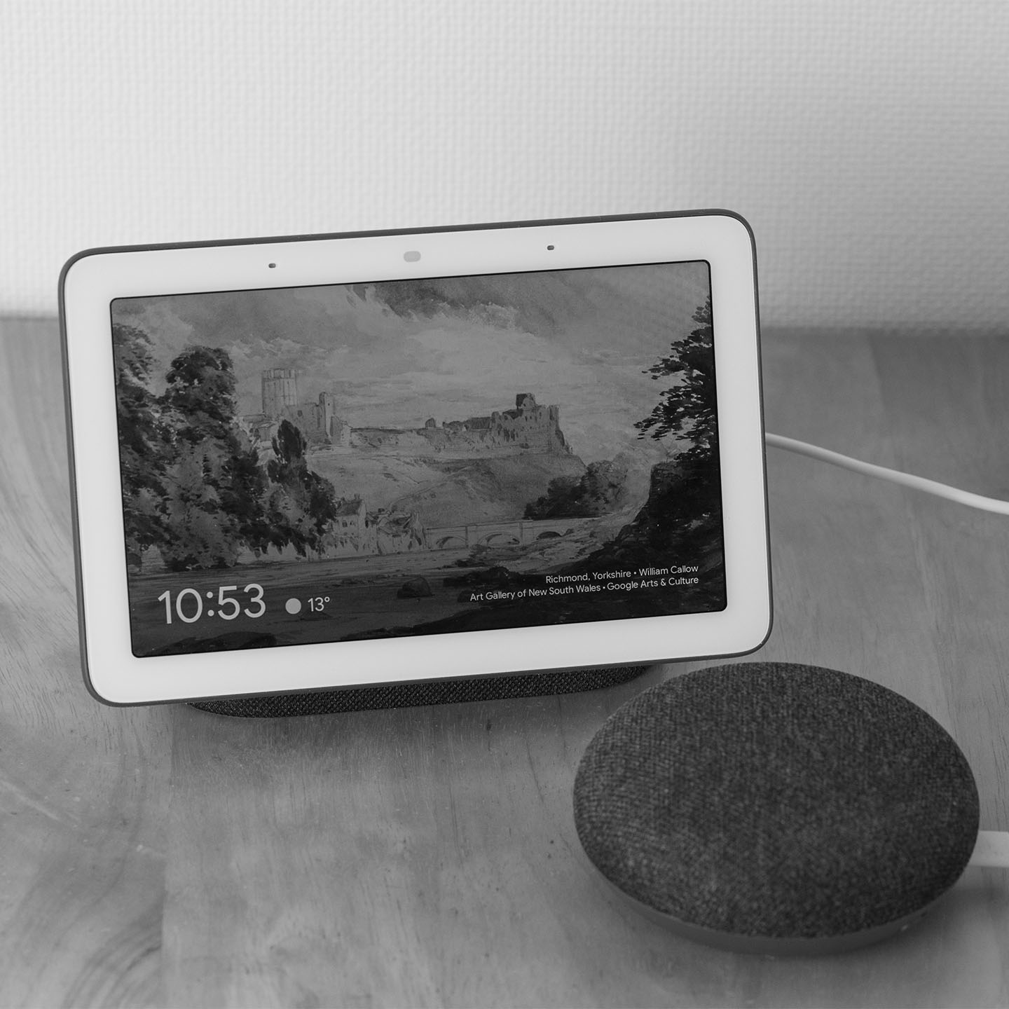 スケジュールはGoogleカレンダーをPCとスマホで共有、AIスピーカーで確認。