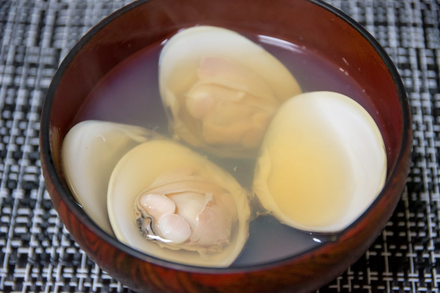 食べ終わった殻はどう処理する?