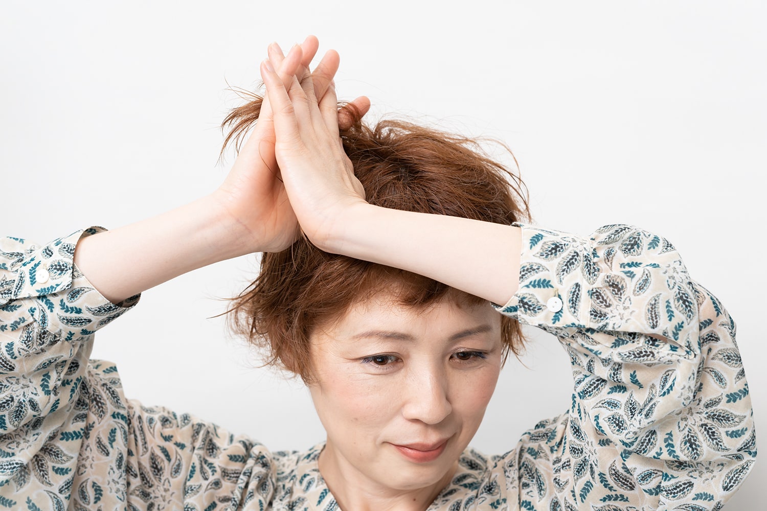 2回に分けて、たっぷりのクリームをなじませる。