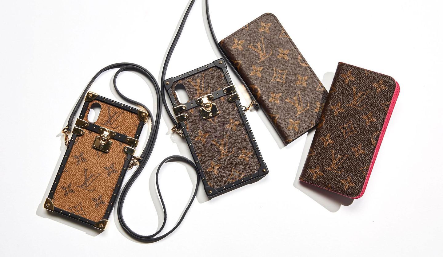 LOUIS VUITTON  スマホケース