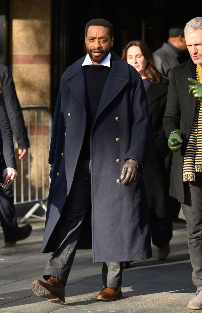 2025年11月17日、『ブリジット・ジョーンズの日記 サイテー最高な私の今』の「スクエアの像」除幕式。