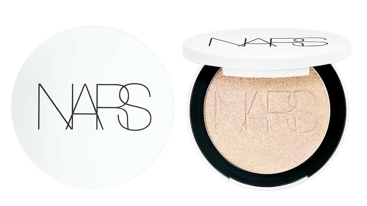 「NARS」から新発売される「ライトリフレクティング ルミナイジングパウダー」