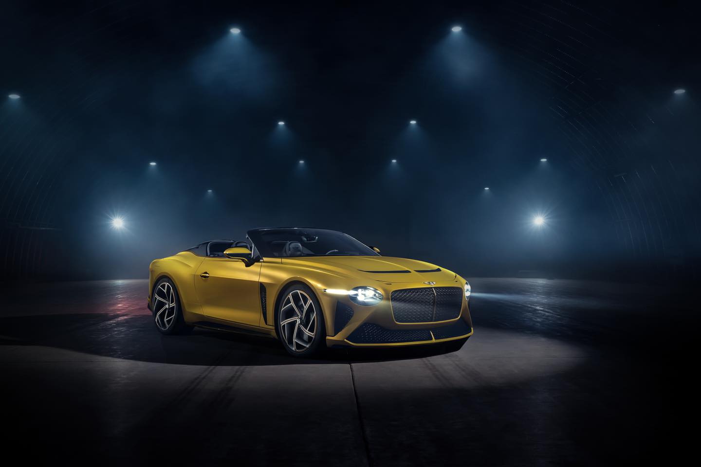 ワンオフに力を入れていくベントレーマリナーはバルケッタスタイルの「バカラー」を限定12台生産して販売するという。